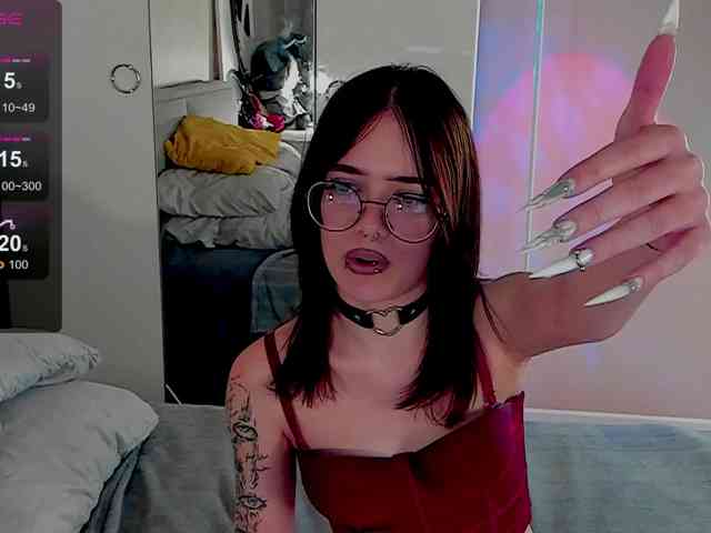 Marika-Degas webcam