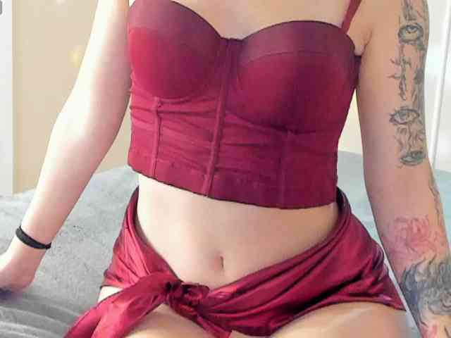 Marika-Degas webcam