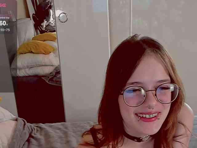 Marika-Degas webcam