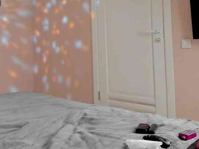Marika-Degas webcam