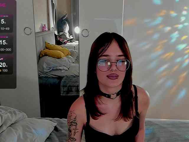 Marika-Degas webcam