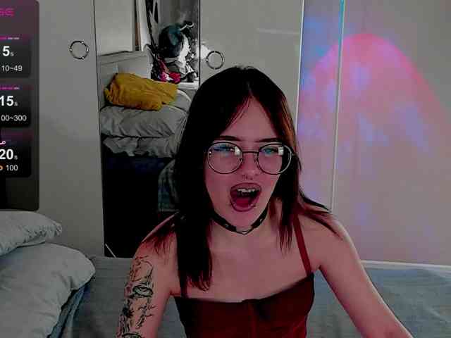Marika-Degas webcam