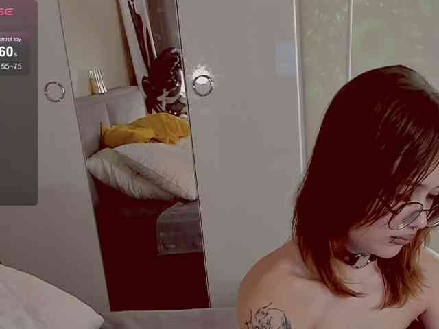 Marika-Degas webcam