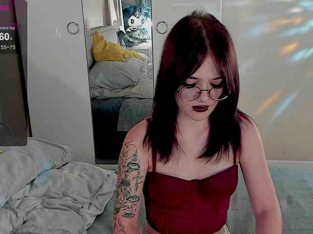 Marika-Degas webcam