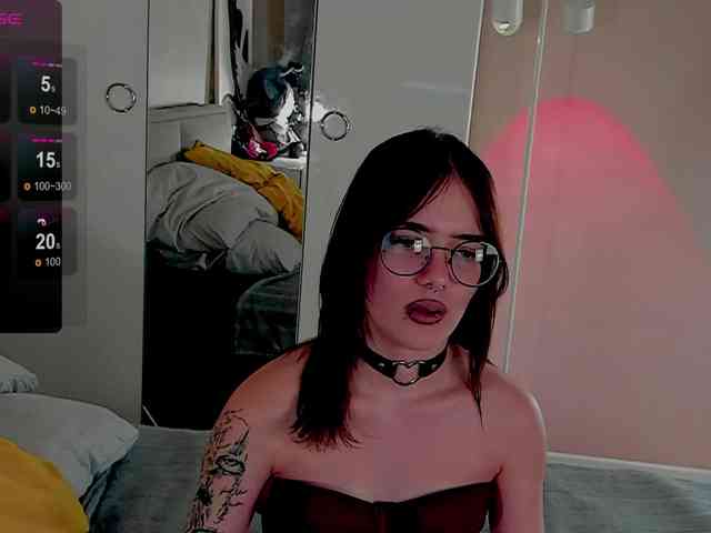 Marika-Degas webcam