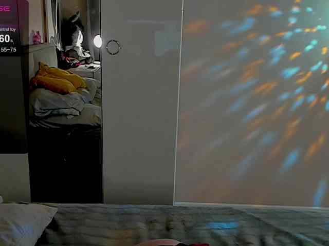 Marika-Degas webcam