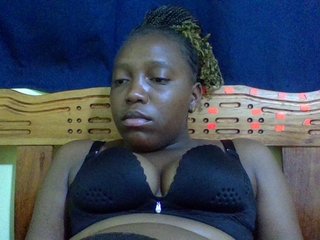 Roseroca33's Live Webcam
