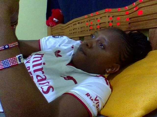 Roseroca33 live cam on UnifiedCams