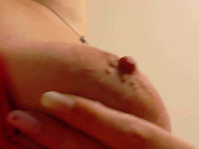 Anaayss live cam on BongaCams