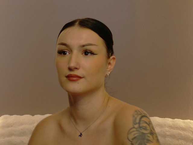 Anaayss live cam preview