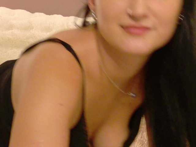 Anaayss live cam on BongaCams