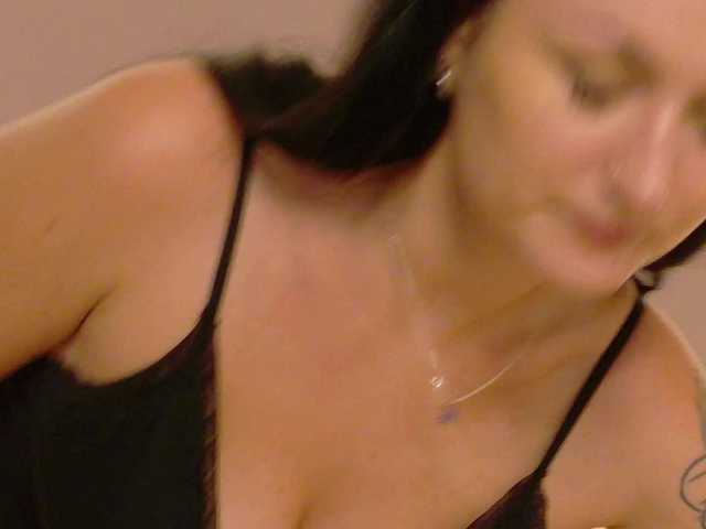 Anaayss live cam on BongaCams
