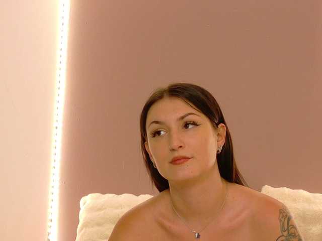 Anaayss live webcam show