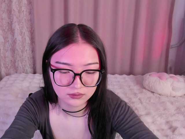 go to chat with ErinaaaaMeow