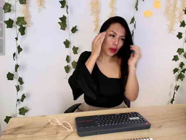 Emma-Sanz-- webcam