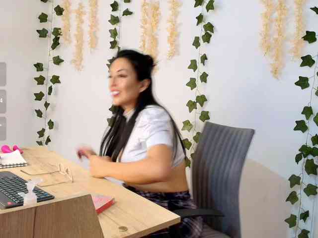 Emma-Sanz-- webcam