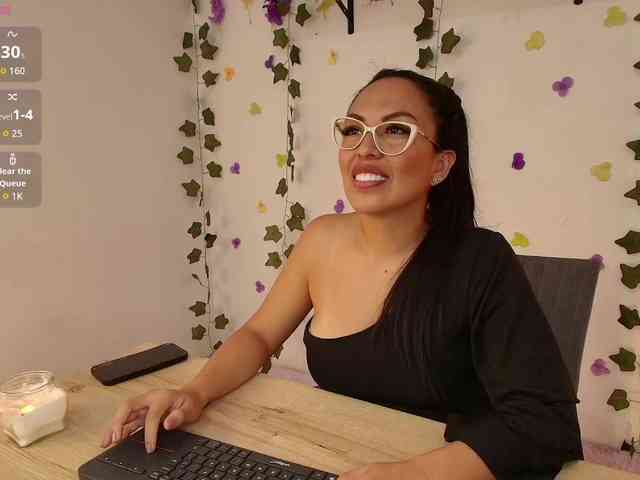 Emma-Sanz-- webcam