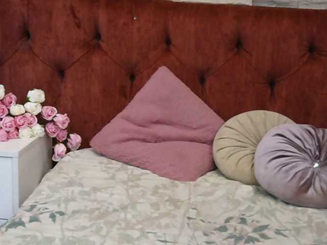 BlueEyesDesire live cam on BongaCams