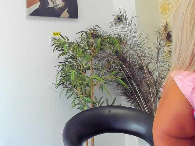 BlueEyesDesire