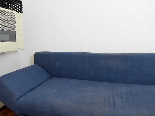 BlueEyesDesire live cam on BongaCams