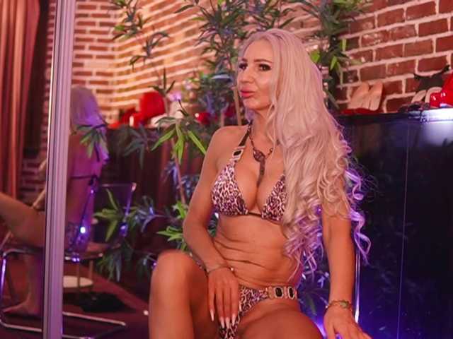 BlueEyesDesire