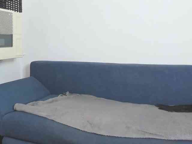 BlueEyesDesire webcam