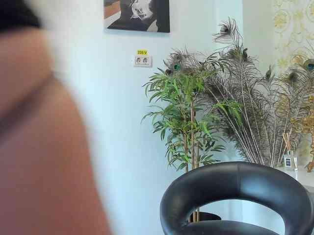 BlueEyesDesire webcam