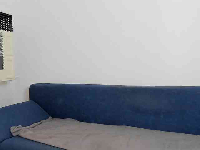 BlueEyesDesire webcam