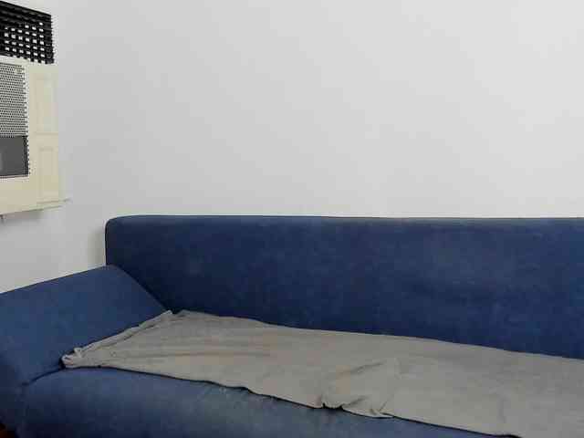 BlueEyesDesire webcam