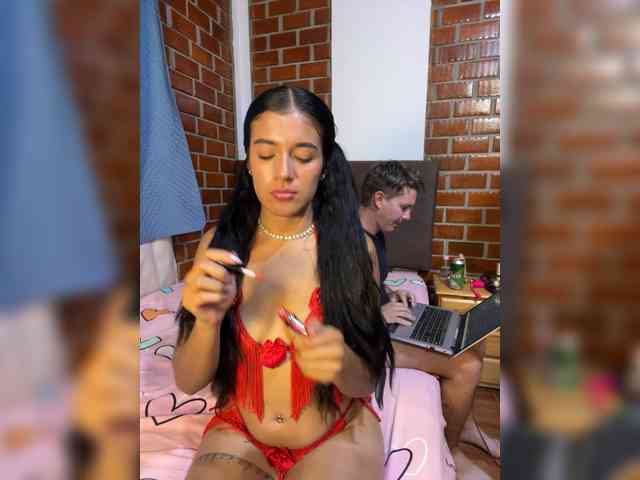 Modèle: Brendaxxx