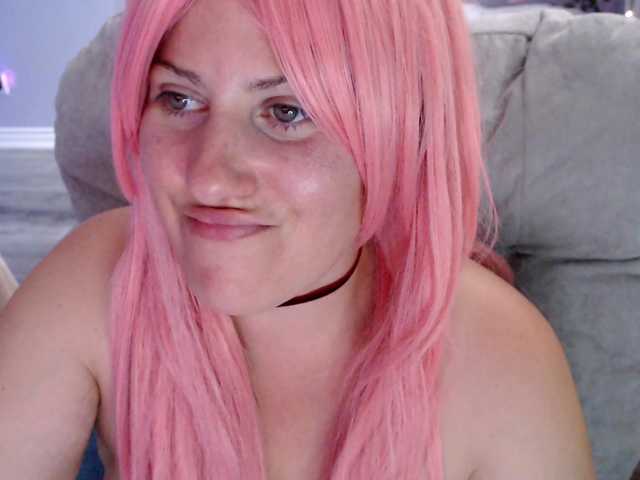 Bellastarrr84 live cam on BongaCams