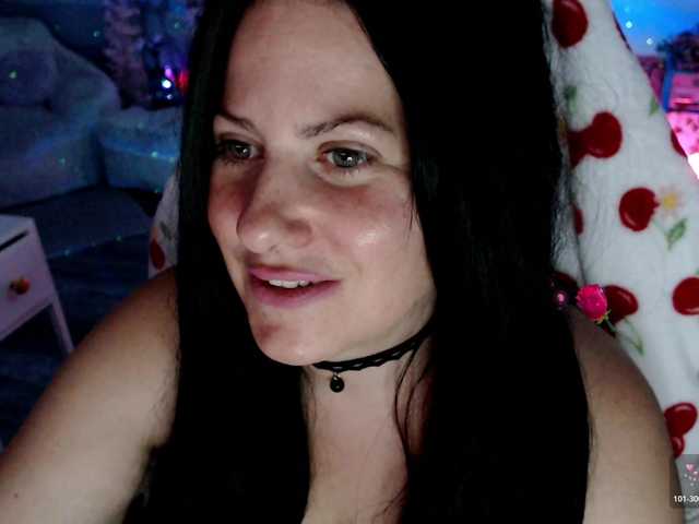 Bellastarrr84 live cam on BongaCams