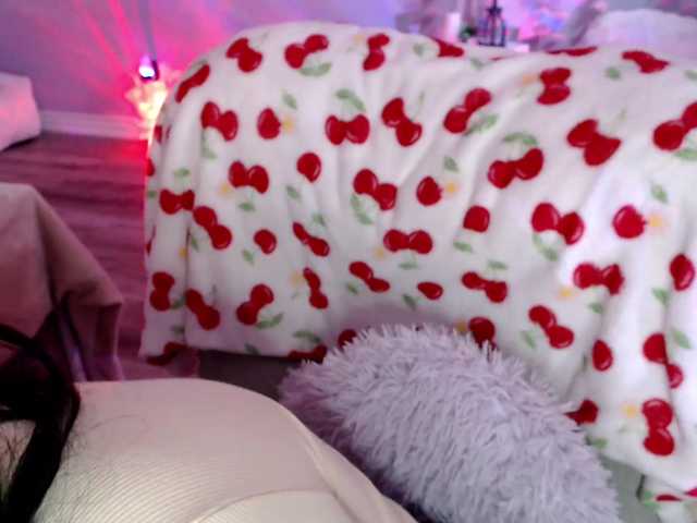 Bellastarrr84 live cam on BongaCams
