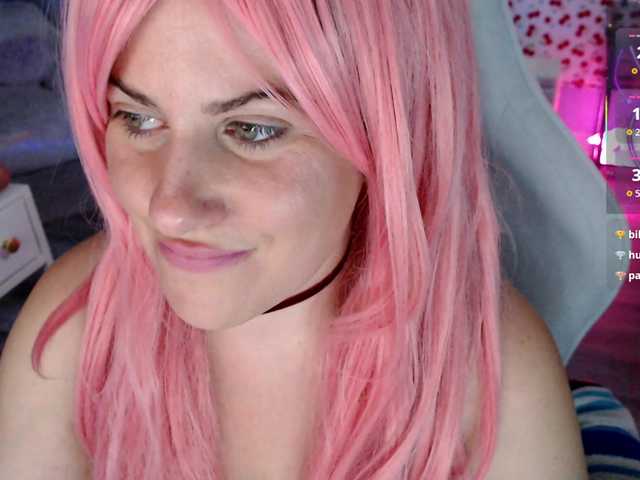 Bellastarrr84 live webcam show