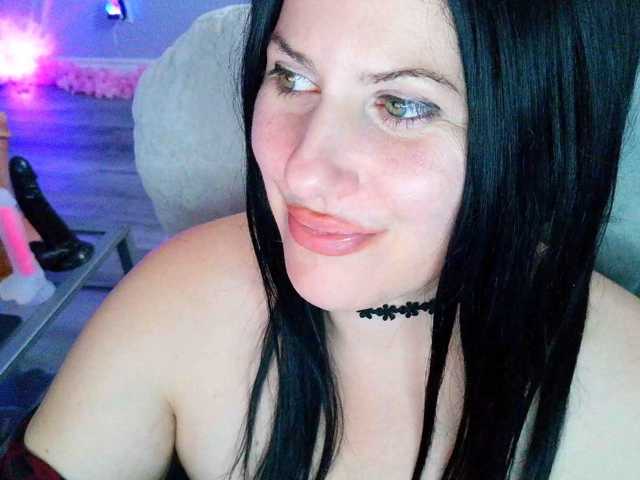 Bellastarrr84 live cam preview