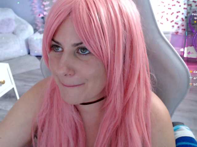 Bellastarrr84 live webcam show