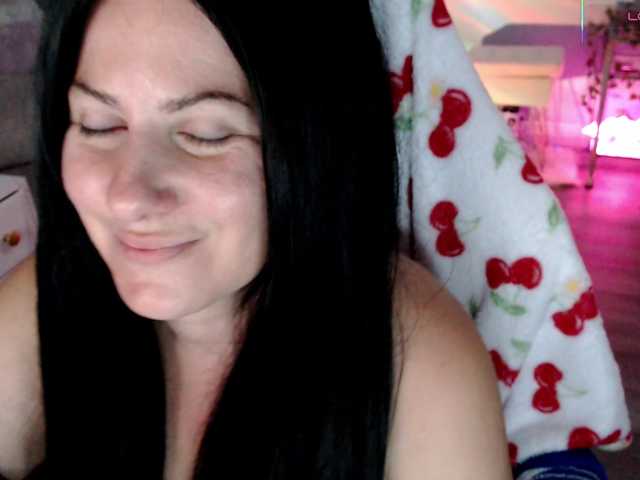 Bellastarrr84 live webcam show