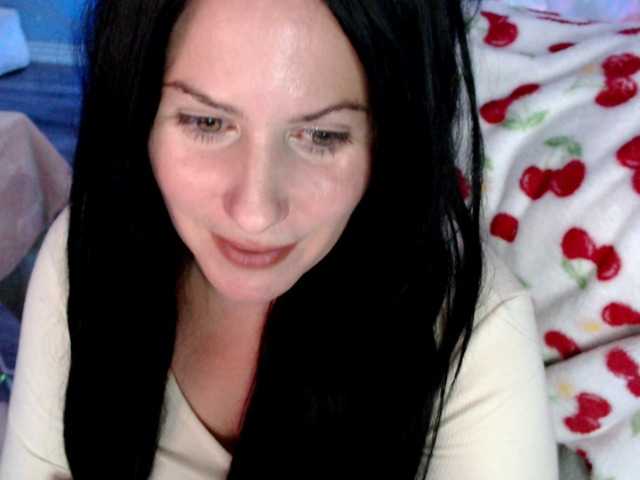 Bellastarrr84 live cam on BongaCams