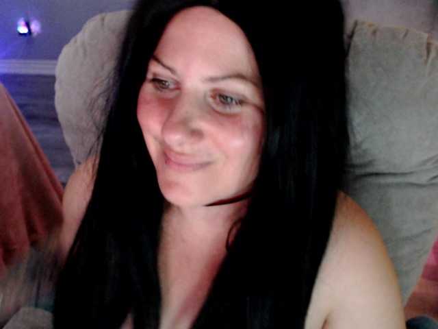 Bellastarrr84 live cam on BongaCams