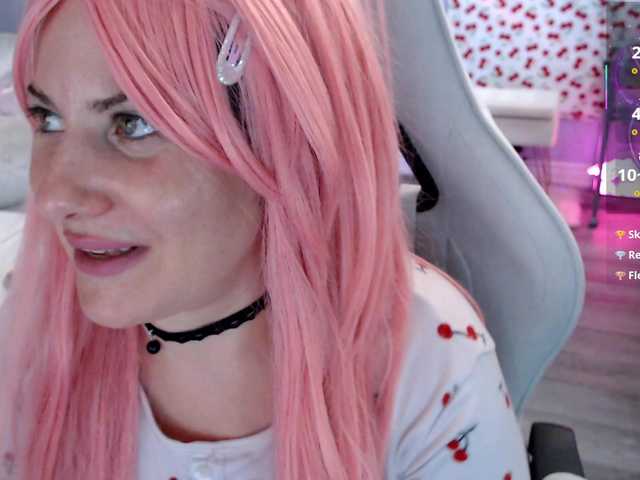 Bellastarrr84 live cam on BongaCams