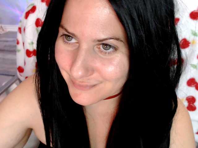Bellastarrr84 live cam on BongaCams