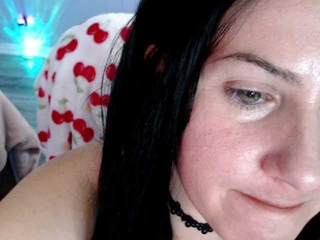 Bellastarrr84 live cam on BongaCams