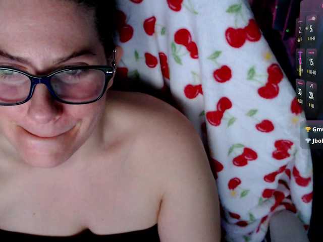 Bellastarrr84's BongaCams show and profile