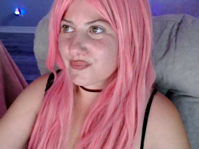 Bellastarrr84 live cam on BongaCams
