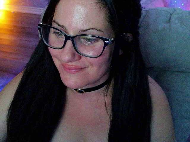 Bellastarrr84 live cam on BongaCams
