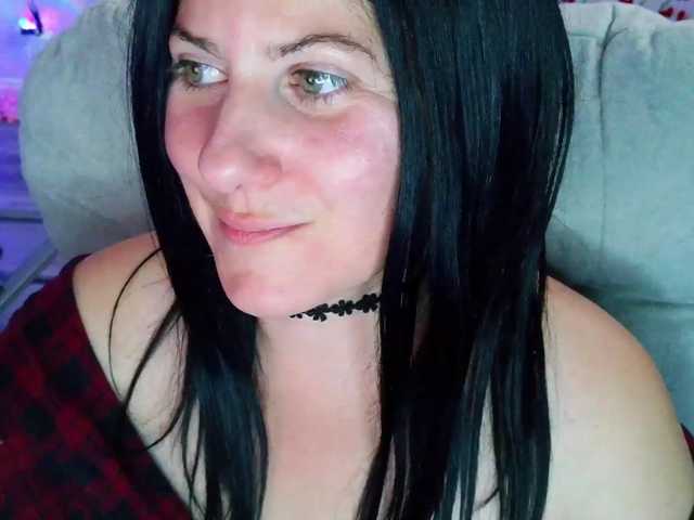 Bellastarrr84 live cam on BongaCams