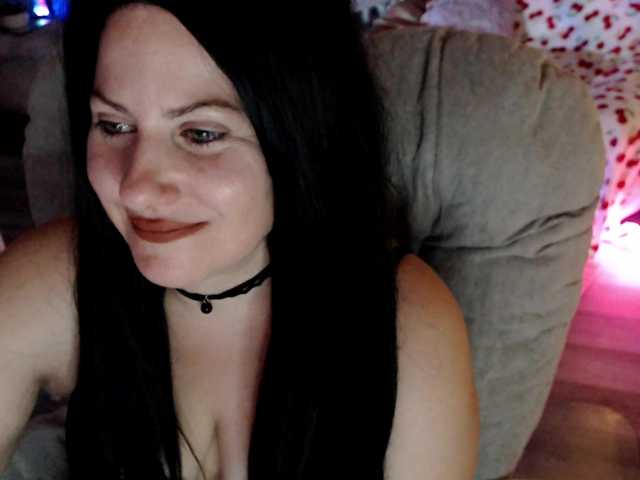 Bellastarrr84 live cam on BongaCams
