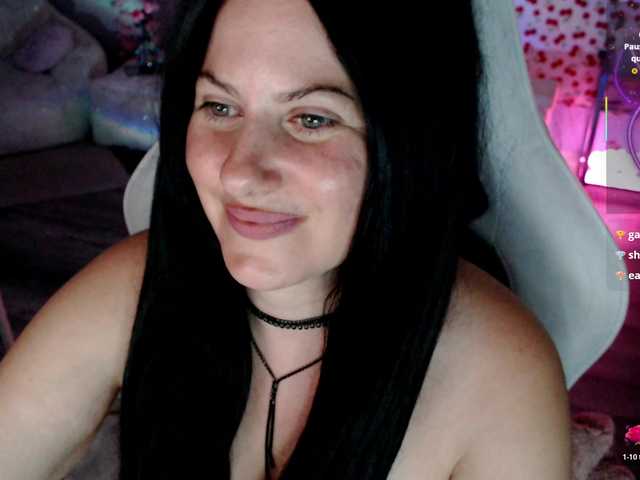 Bellastarrr84 live cam on BongaCams