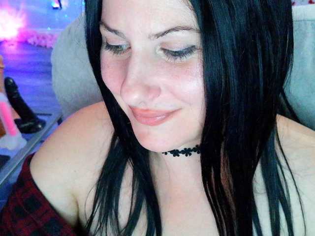 Bellastarrr84 live cam on BongaCams