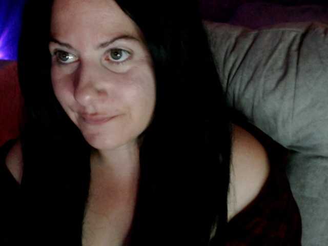 Bellastarrr84 live cam on BongaCams